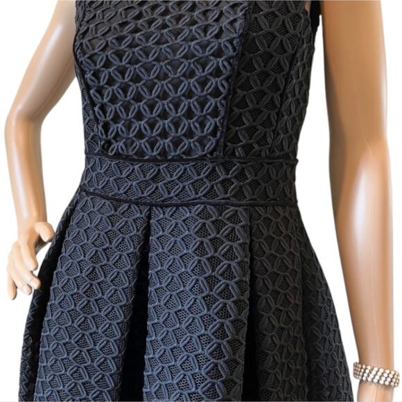 Maje Rosianne Black Fit and Flare Eyelet Dress Cocktail Party Occasion Size Med - Picture 10 of 16
